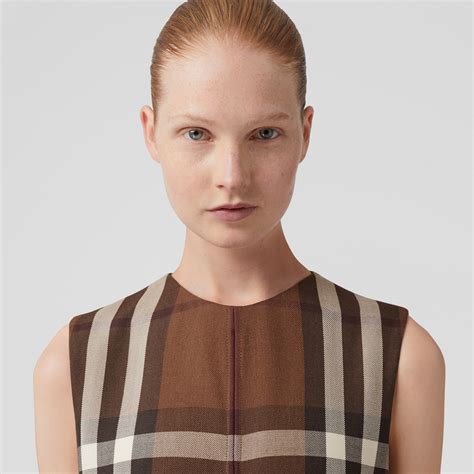 burberry w estress|Burberry store online.